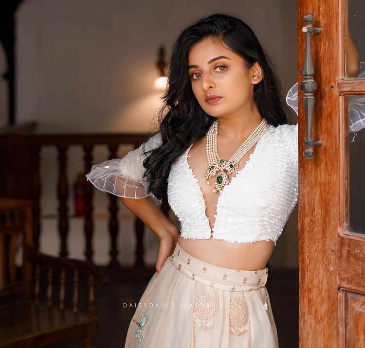 Esther anil new photos