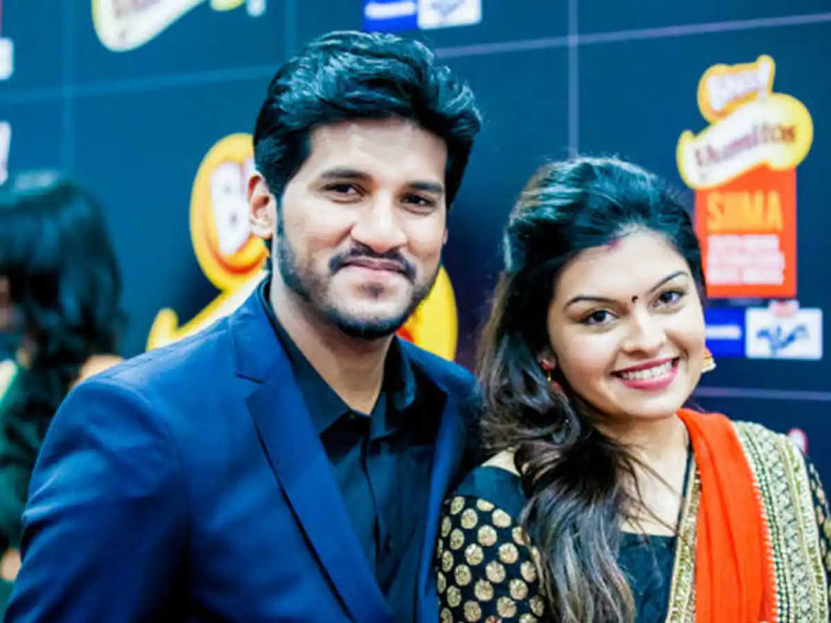 vijay yesudas divorced